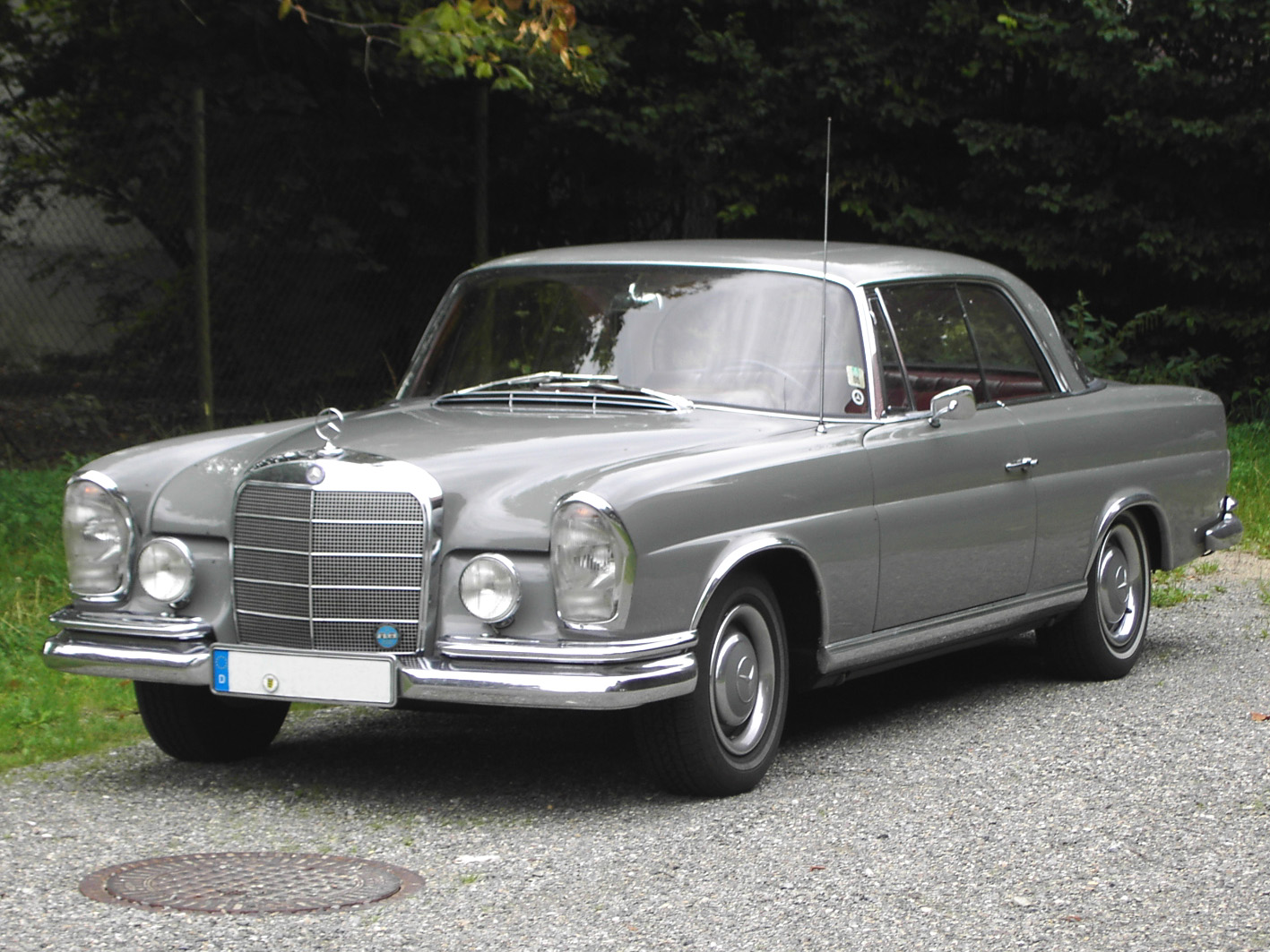 Sprzedam mercedes w111 coupe #3