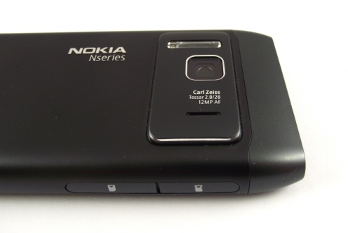 Nokia N8