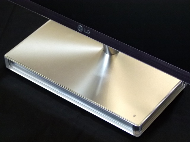 LG E2290V - podstawka